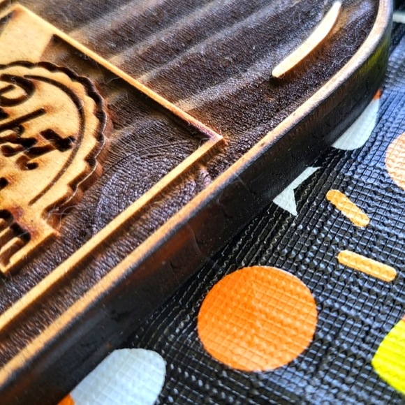 Decorative Wooden Plaque - Picture 3 of 3